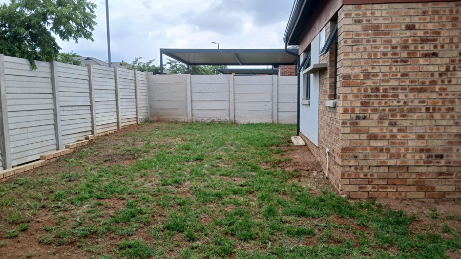 To Let 3 Bedroom Property for Rent in Mindalore Gauteng