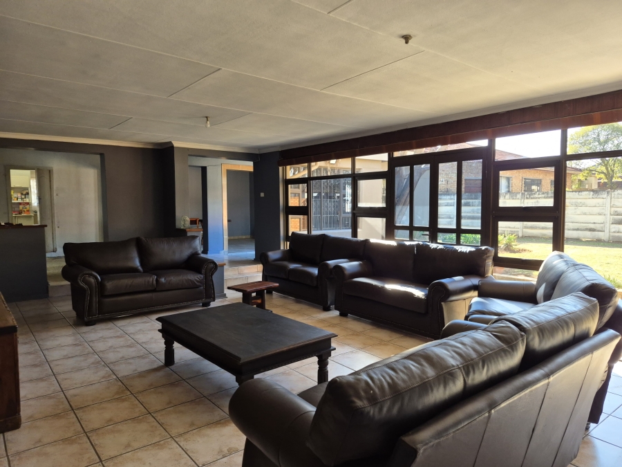 3 Bedroom Property for Sale in Selection Park Gauteng