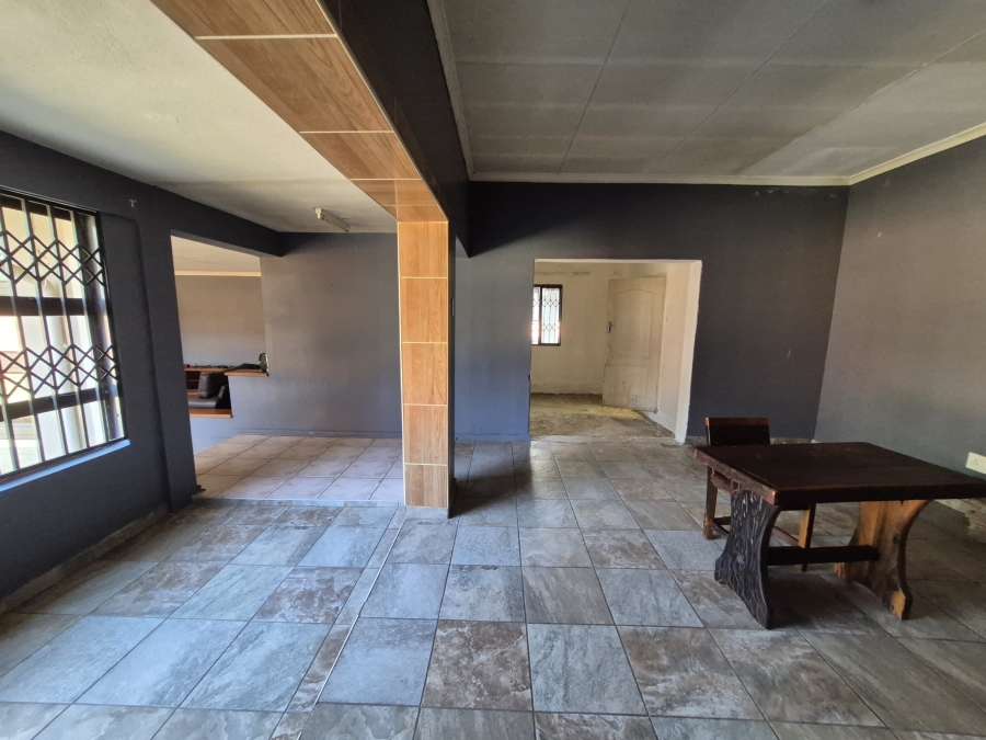 3 Bedroom Property for Sale in Selection Park Gauteng