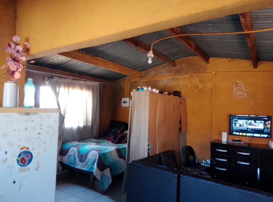 1 Bedroom Property for Sale in Slovo Park Gauteng