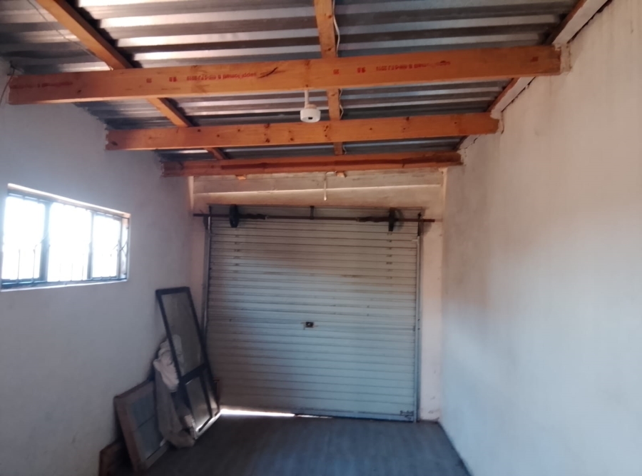 1 Bedroom Property for Sale in Slovo Park Gauteng