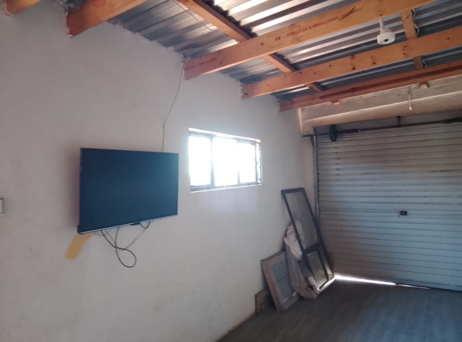 1 Bedroom Property for Sale in Slovo Park Gauteng