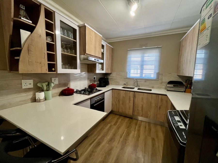 3 Bedroom Property for Sale in Roodepark Eco Estate Gauteng