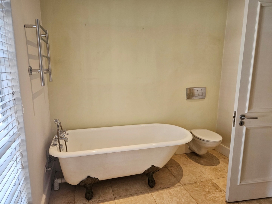 To Let 1 Bedroom Property for Rent in Melrose Gauteng