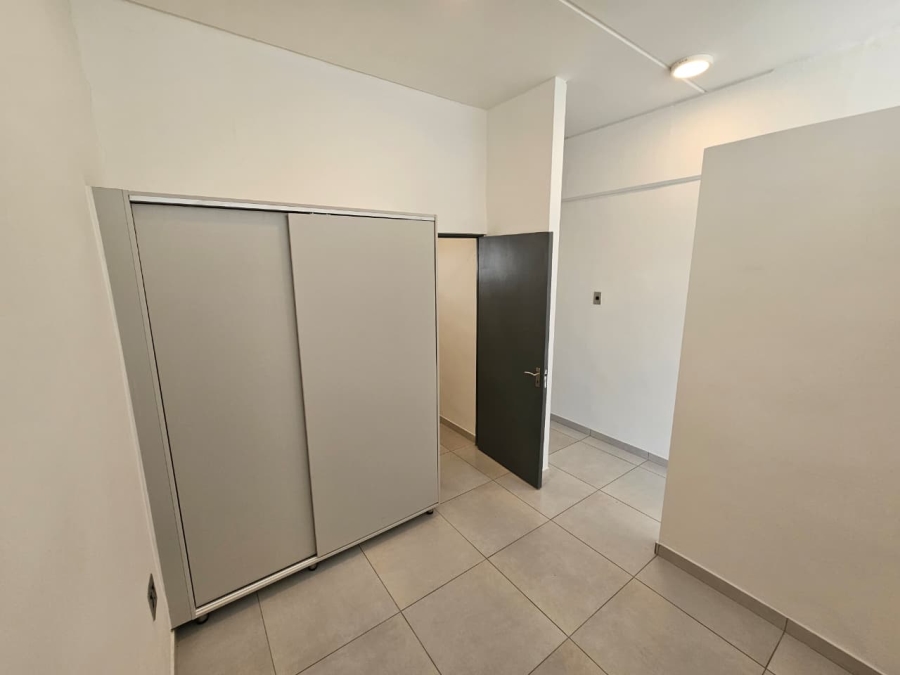 1 Bedroom Property for Sale in Ferndale Gauteng