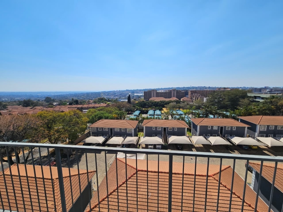 1 Bedroom Property for Sale in Ferndale Gauteng