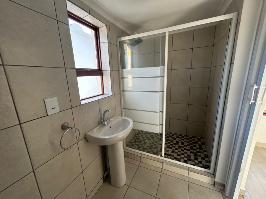 3 Bedroom Property for Sale in Halfway Gardens Gauteng