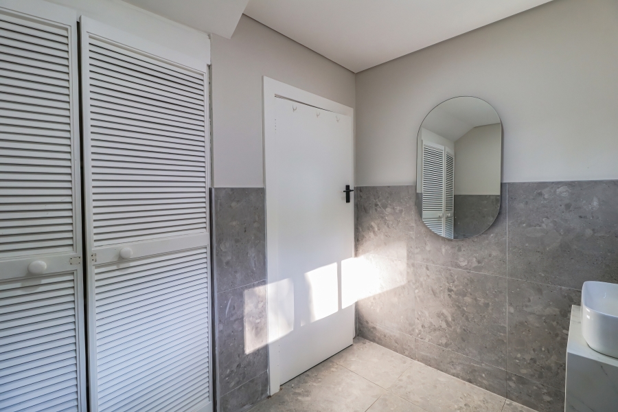 To Let Commercial Property for Rent in Bryanston Gauteng