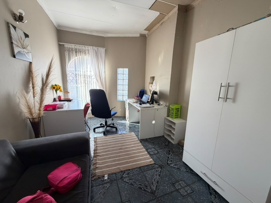 5 Bedroom Property for Sale in Ennerdale Gauteng