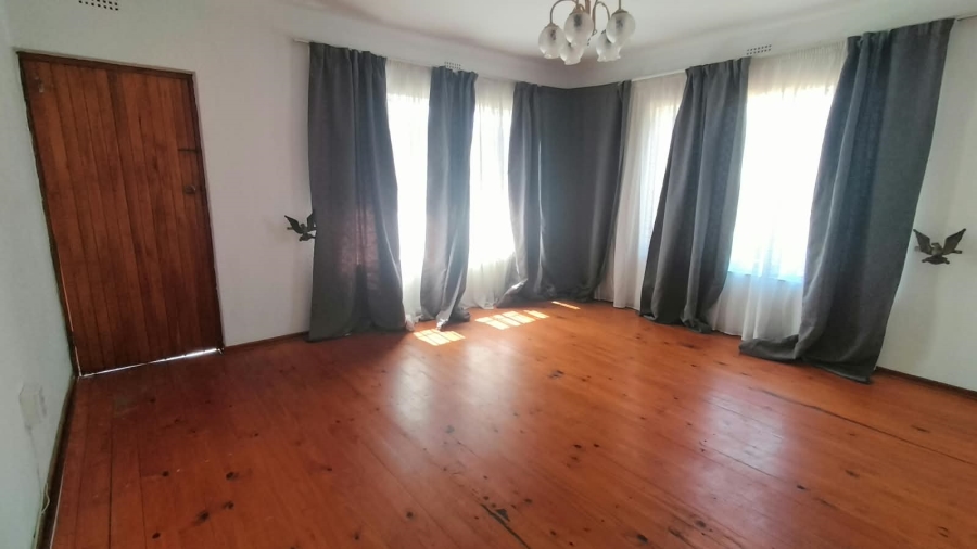3 Bedroom Property for Sale in Helikonpark Gauteng