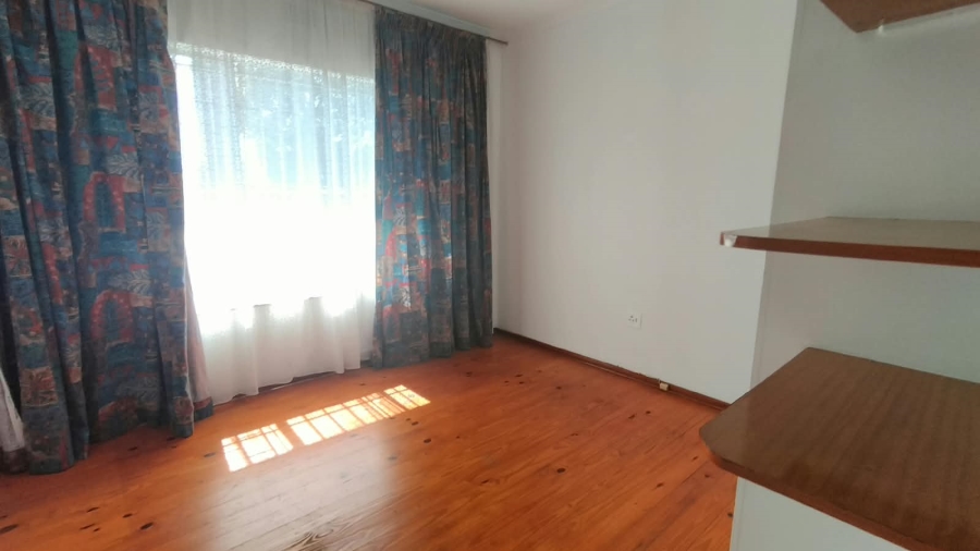 3 Bedroom Property for Sale in Helikonpark Gauteng