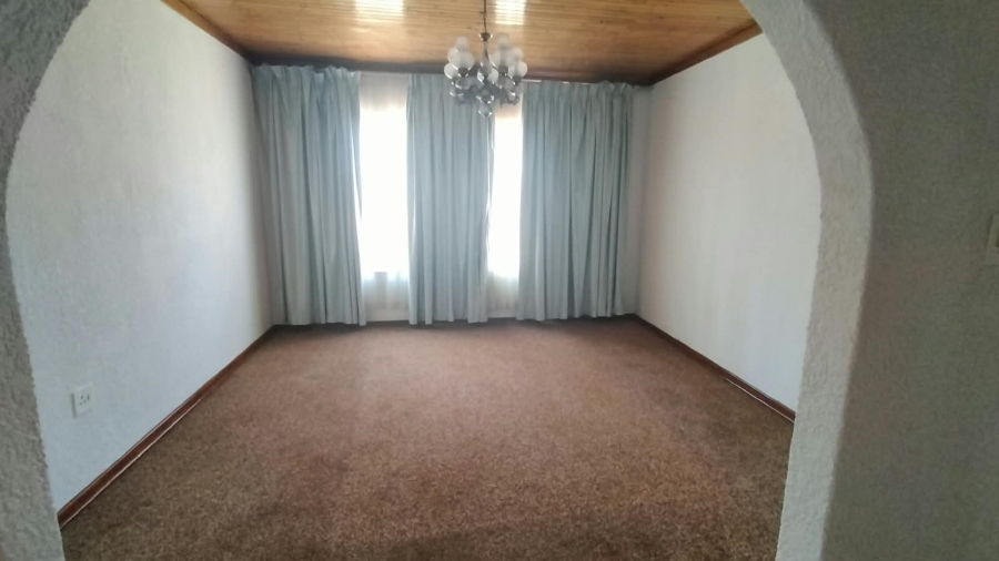 3 Bedroom Property for Sale in Helikonpark Gauteng
