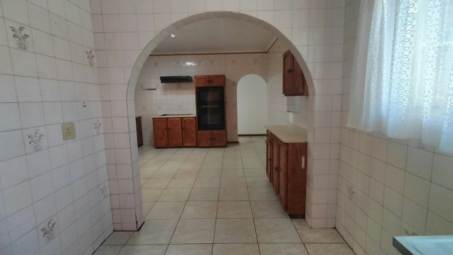 3 Bedroom Property for Sale in Helikonpark Gauteng