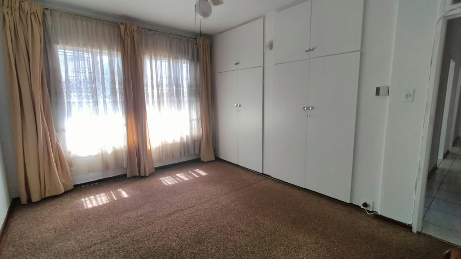 3 Bedroom Property for Sale in Helikonpark Gauteng