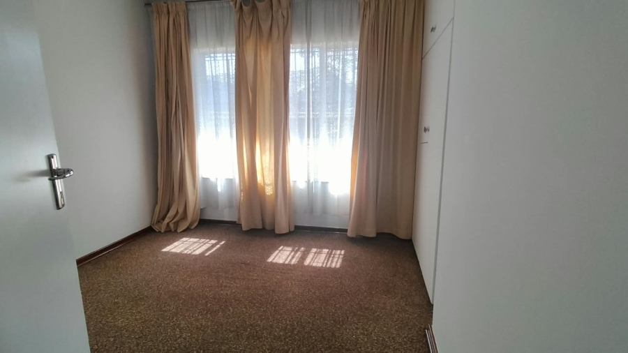 3 Bedroom Property for Sale in Helikonpark Gauteng