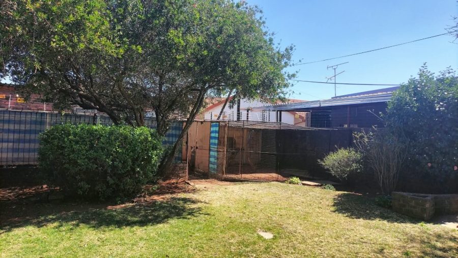 3 Bedroom Property for Sale in Helikonpark Gauteng