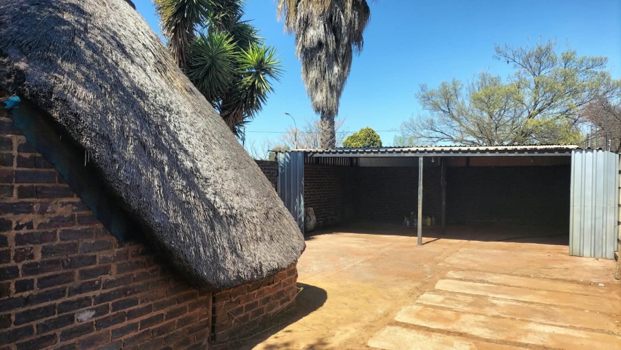 3 Bedroom Property for Sale in Helikonpark Gauteng