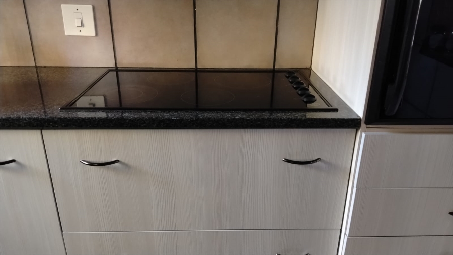 3 Bedroom Property for Sale in Greenhills Gauteng