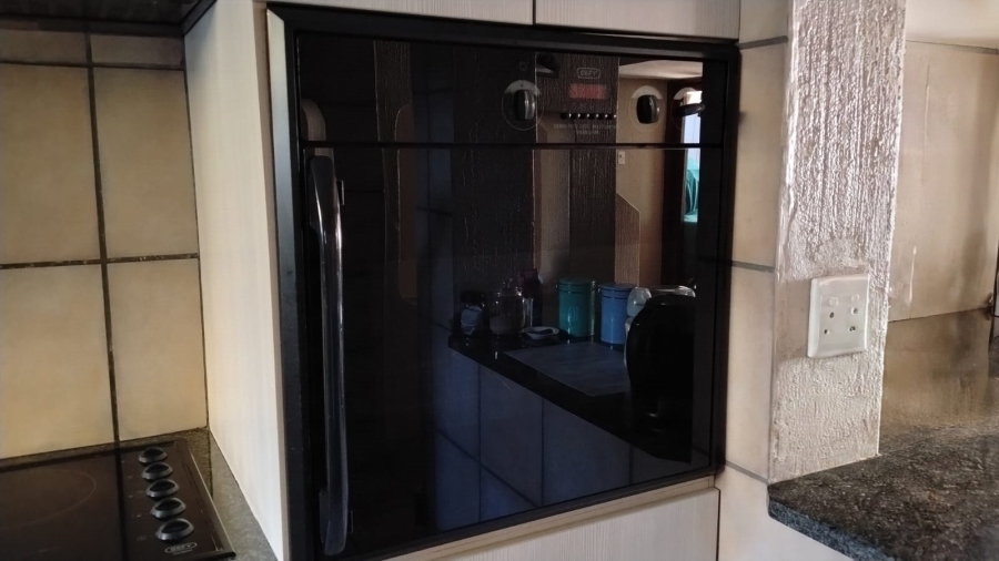 3 Bedroom Property for Sale in Greenhills Gauteng