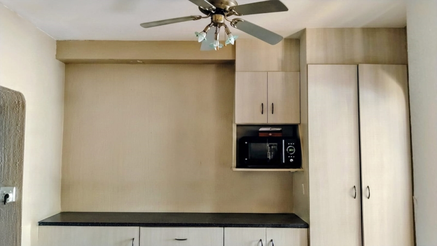 3 Bedroom Property for Sale in Greenhills Gauteng