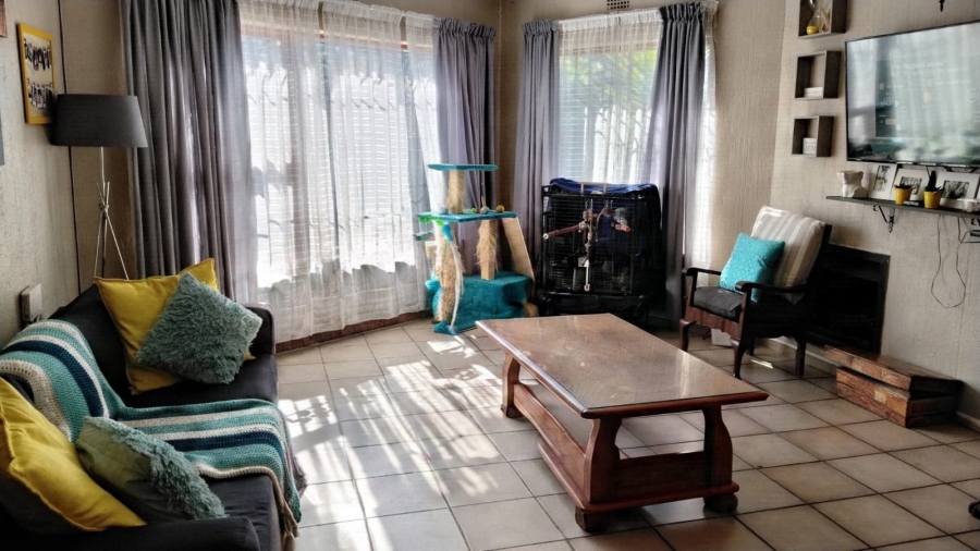 3 Bedroom Property for Sale in Greenhills Gauteng