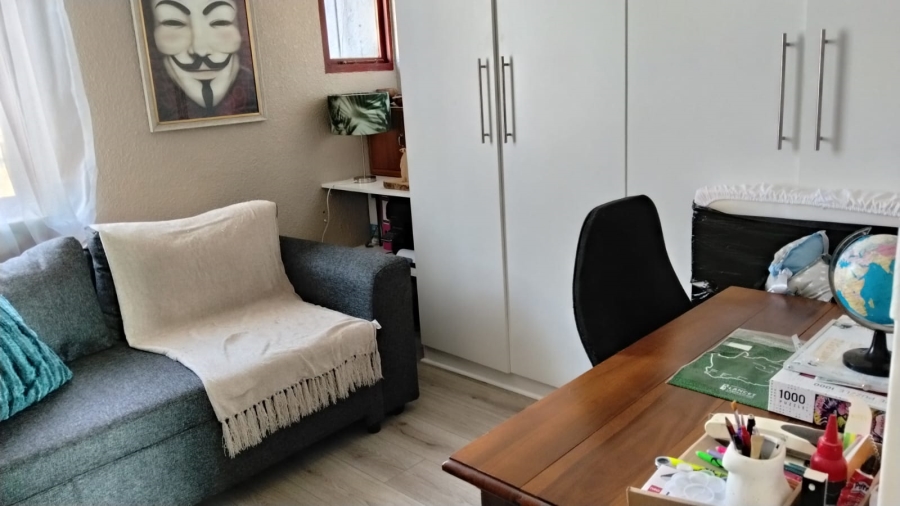3 Bedroom Property for Sale in Greenhills Gauteng