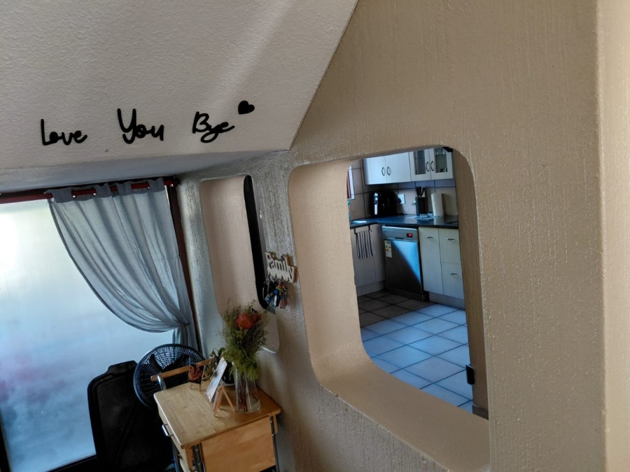 3 Bedroom Property for Sale in Greenhills Gauteng