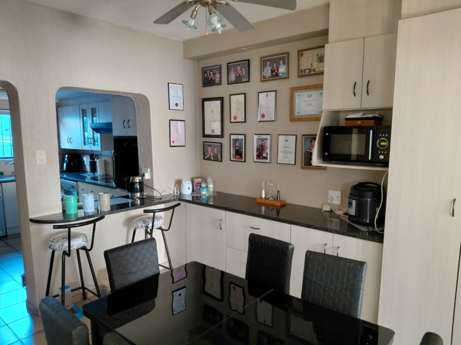 3 Bedroom Property for Sale in Greenhills Gauteng