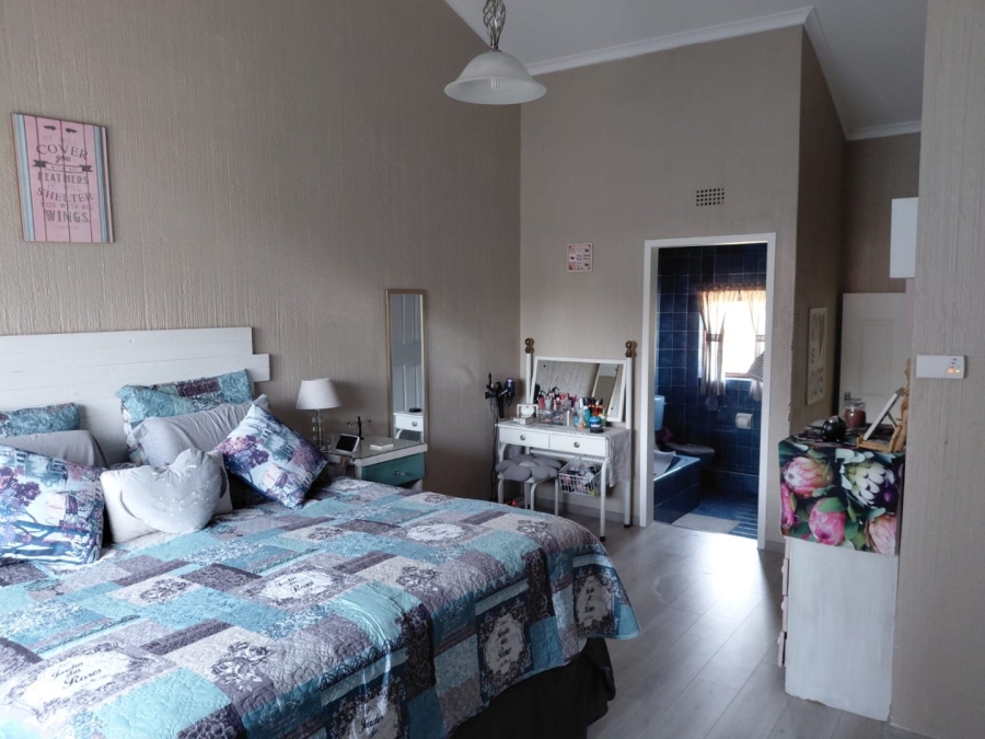 3 Bedroom Property for Sale in Greenhills Gauteng