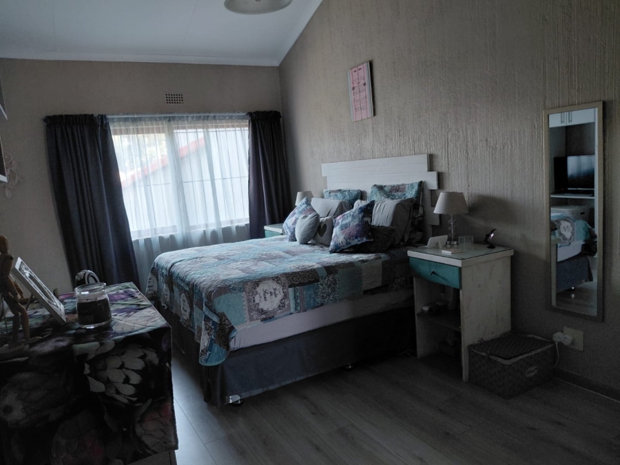 3 Bedroom Property for Sale in Greenhills Gauteng