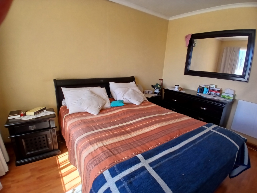 5 Bedroom Property for Sale in Horison Gauteng