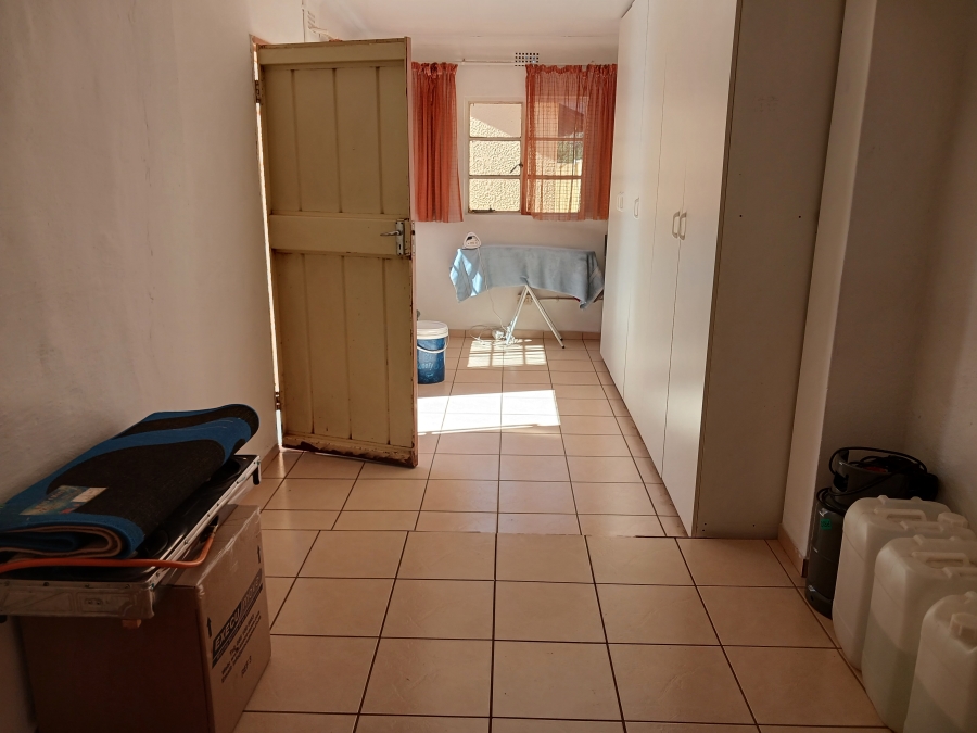 5 Bedroom Property for Sale in Horison Gauteng