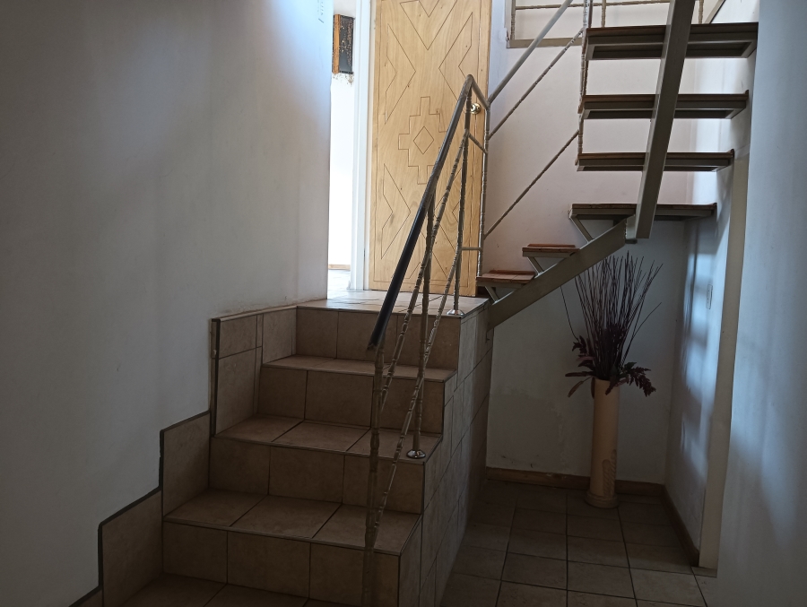 5 Bedroom Property for Sale in Wilro Park Gauteng