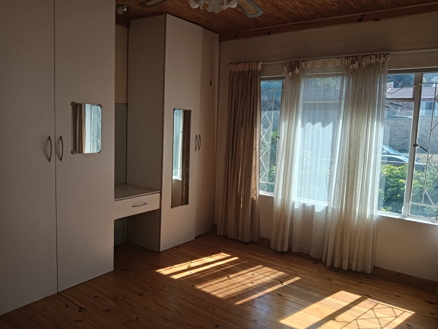 5 Bedroom Property for Sale in Wilro Park Gauteng