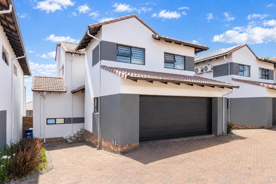 4 Bedroom Property for Sale in Noordhang Gauteng