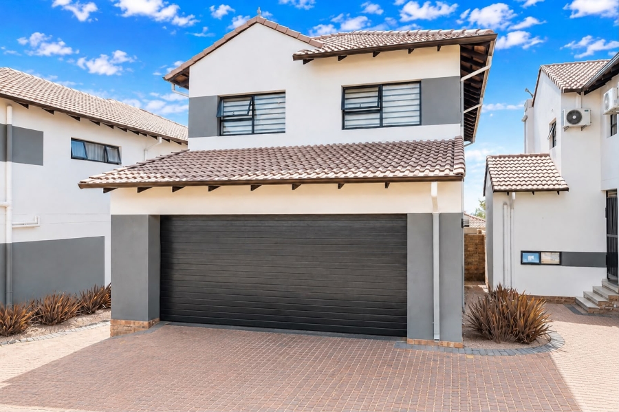 4 Bedroom Property for Sale in Noordhang Gauteng