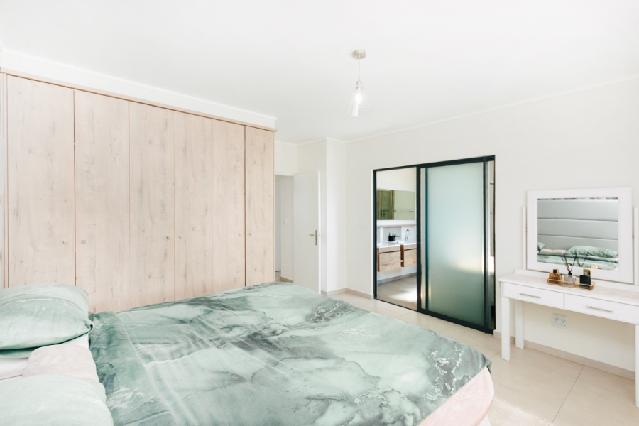 4 Bedroom Property for Sale in Noordhang Gauteng