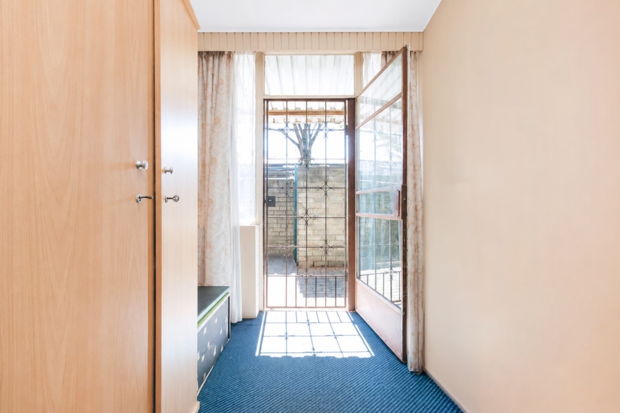 3 Bedroom Property for Sale in Roodepoort North Gauteng