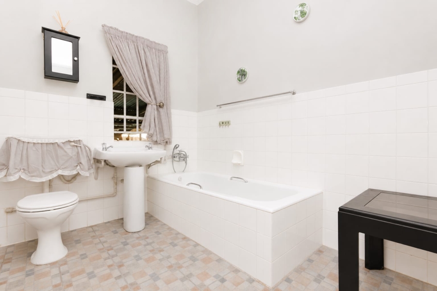 3 Bedroom Property for Sale in Roodepoort North Gauteng