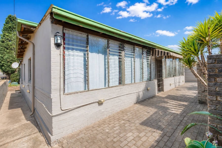 3 Bedroom Property for Sale in Roodepoort North Gauteng