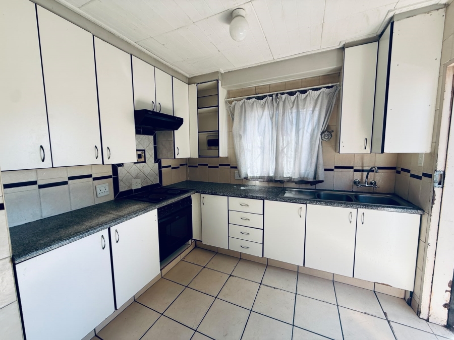3 Bedroom Property for Sale in Nkwe Estate Gauteng