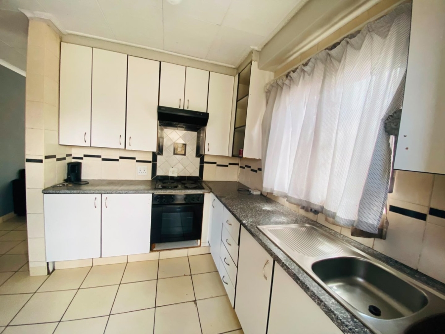 3 Bedroom Property for Sale in Nkwe Estate Gauteng