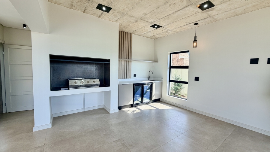 3 Bedroom Property for Sale in Fountainbrook Estate Gauteng
