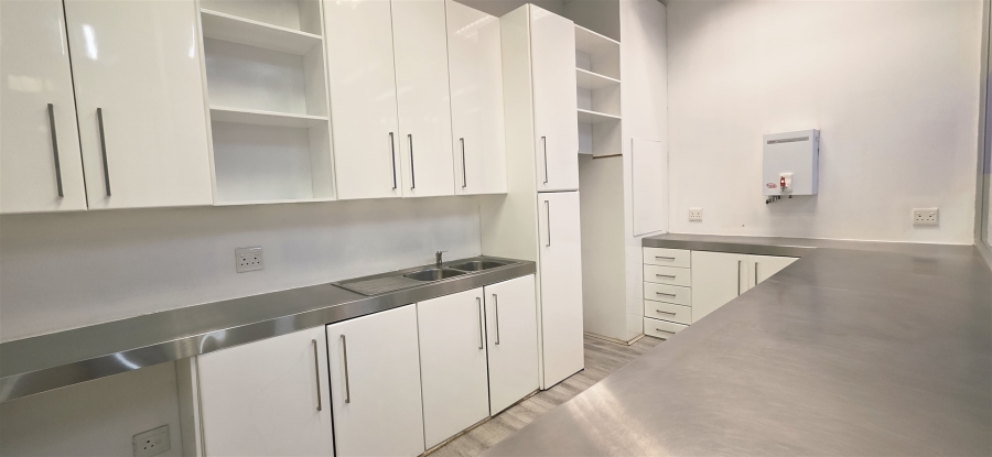 To Let Commercial Property for Rent in Edenburg Gauteng