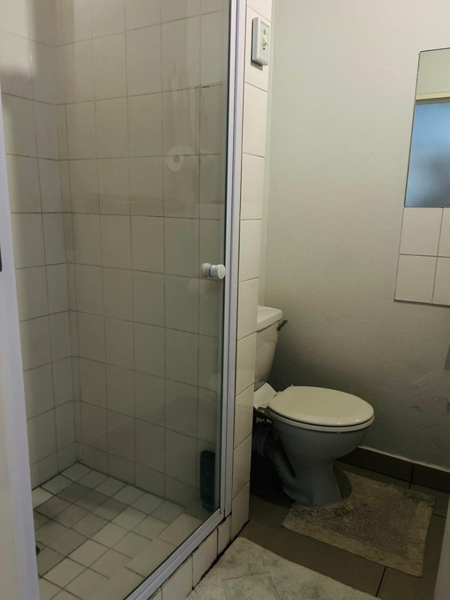 2 Bedroom Property for Sale in Bryanston Gauteng