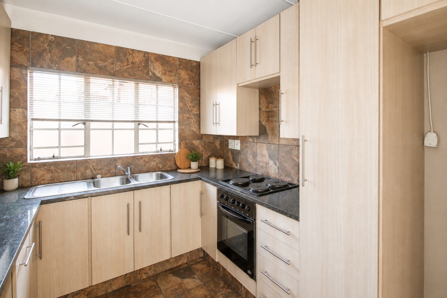 2 Bedroom Property for Sale in Noordhang Gauteng
