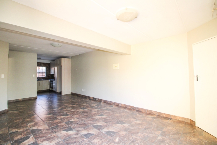 2 Bedroom Property for Sale in Noordhang Gauteng