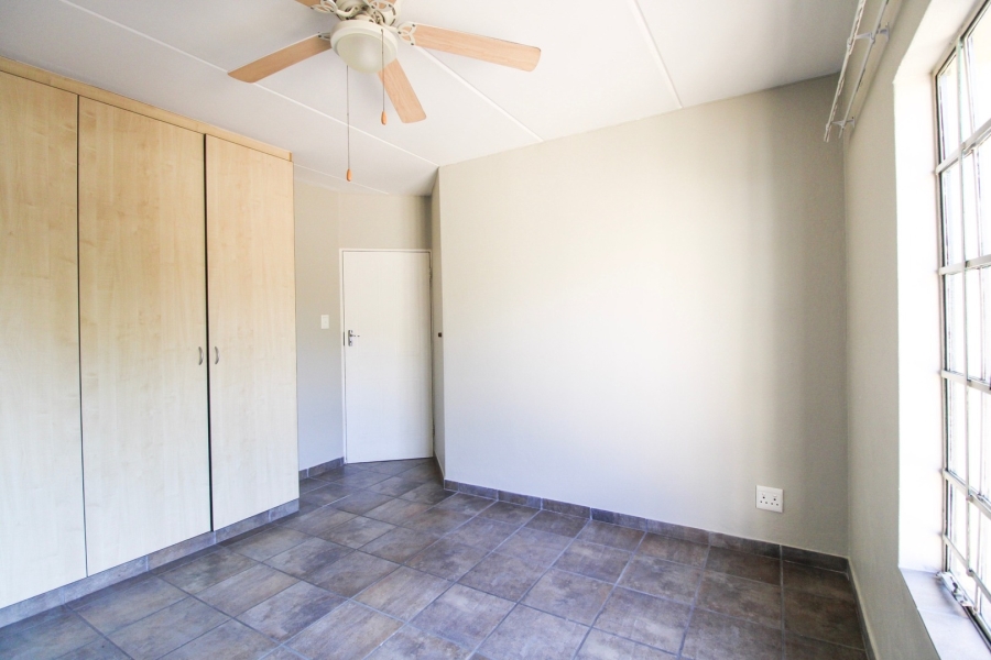 2 Bedroom Property for Sale in Noordhang Gauteng