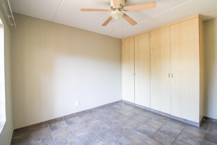 2 Bedroom Property for Sale in Noordhang Gauteng