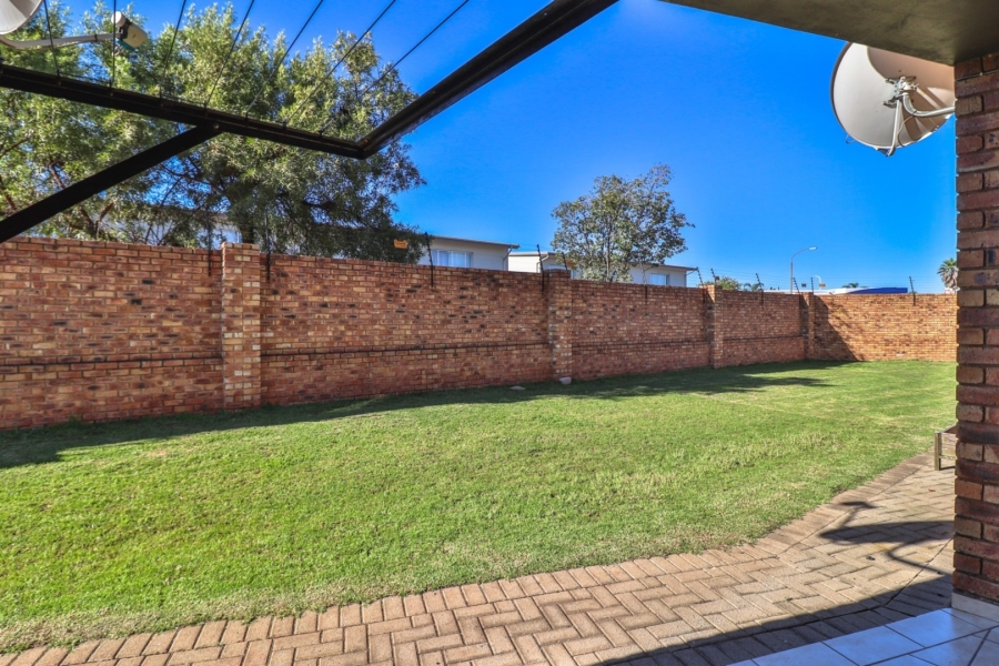 2 Bedroom Property for Sale in Witfield Gauteng